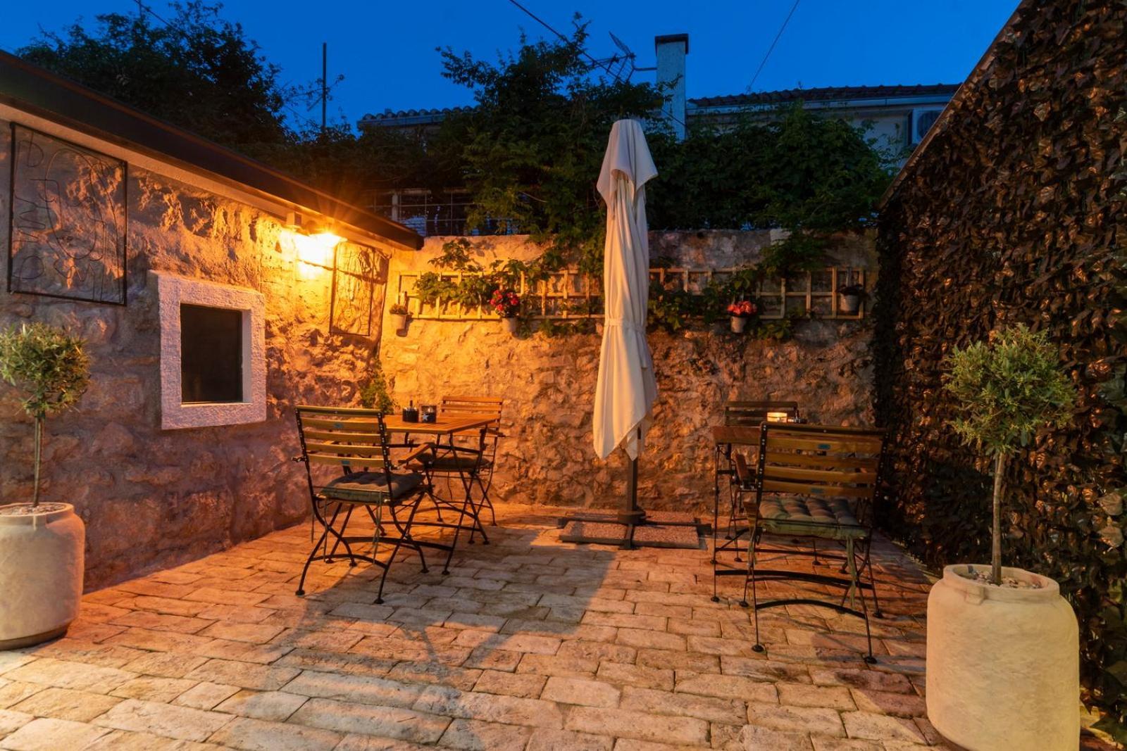 Guest house Old Town & Ela Place Split