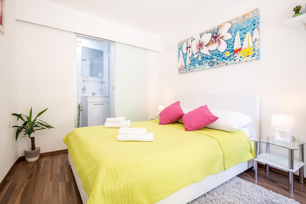 Guest house Old Town & Ela Place