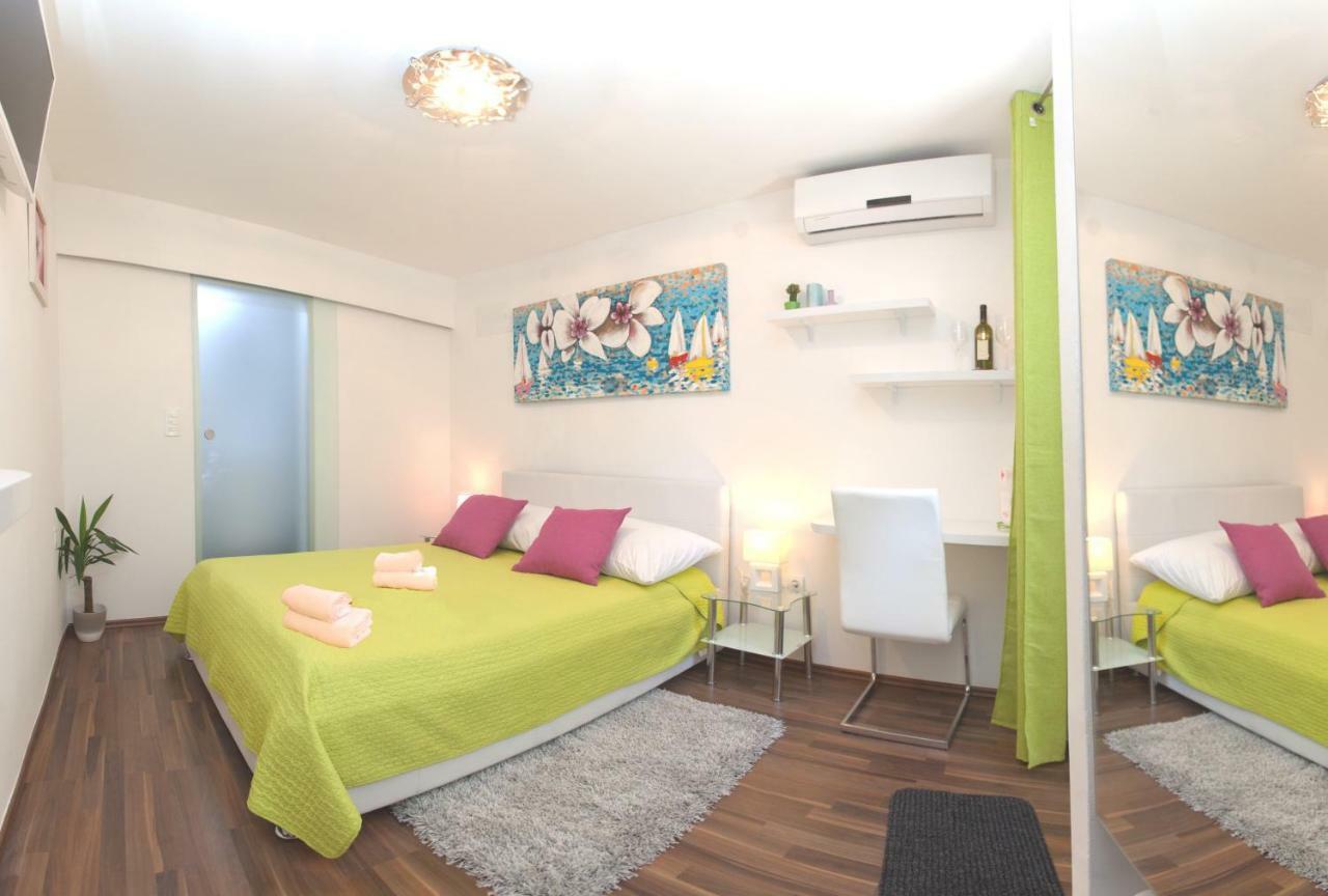 Guest house Old Town & Ela Place 3*